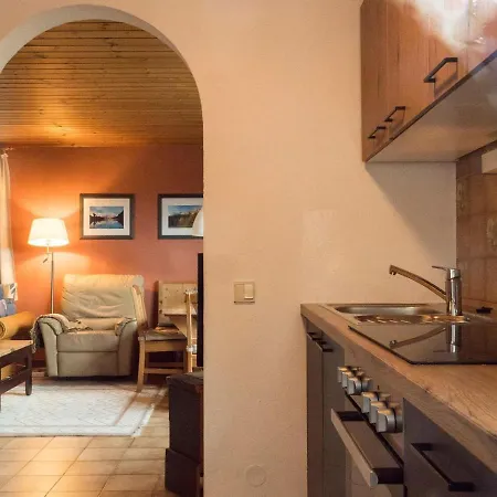 Quaint In With Garden *
