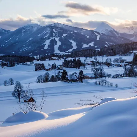 Quaint In With Garden Ramsau am Dachstein